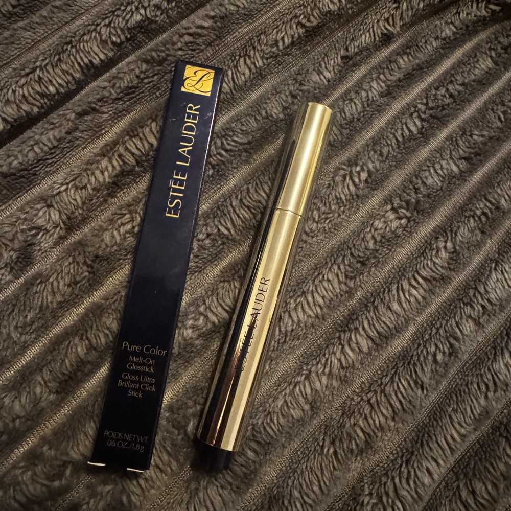 Estée Lauder Gold Lipstick